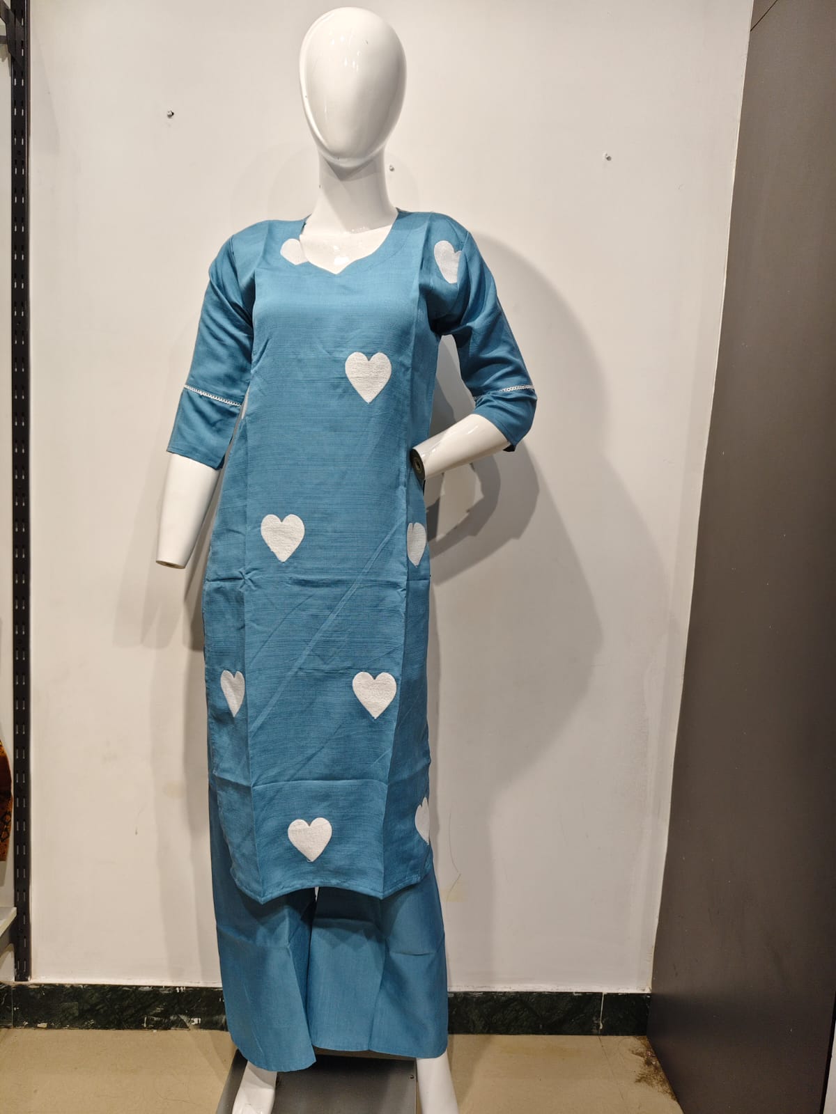 Heart Embroidered Straight Kurta With Palazzo