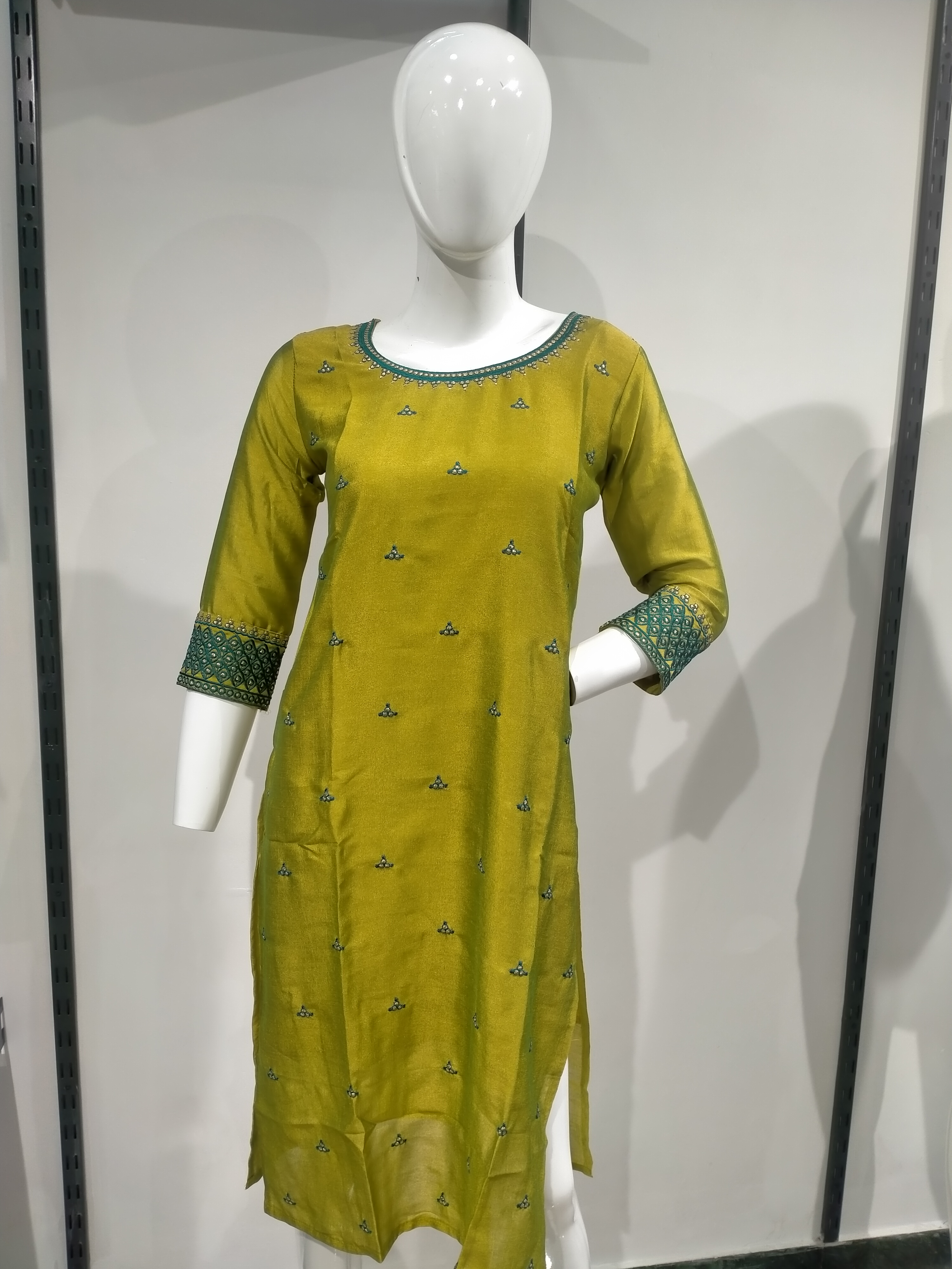 Nila Lime Suit Kurta Set