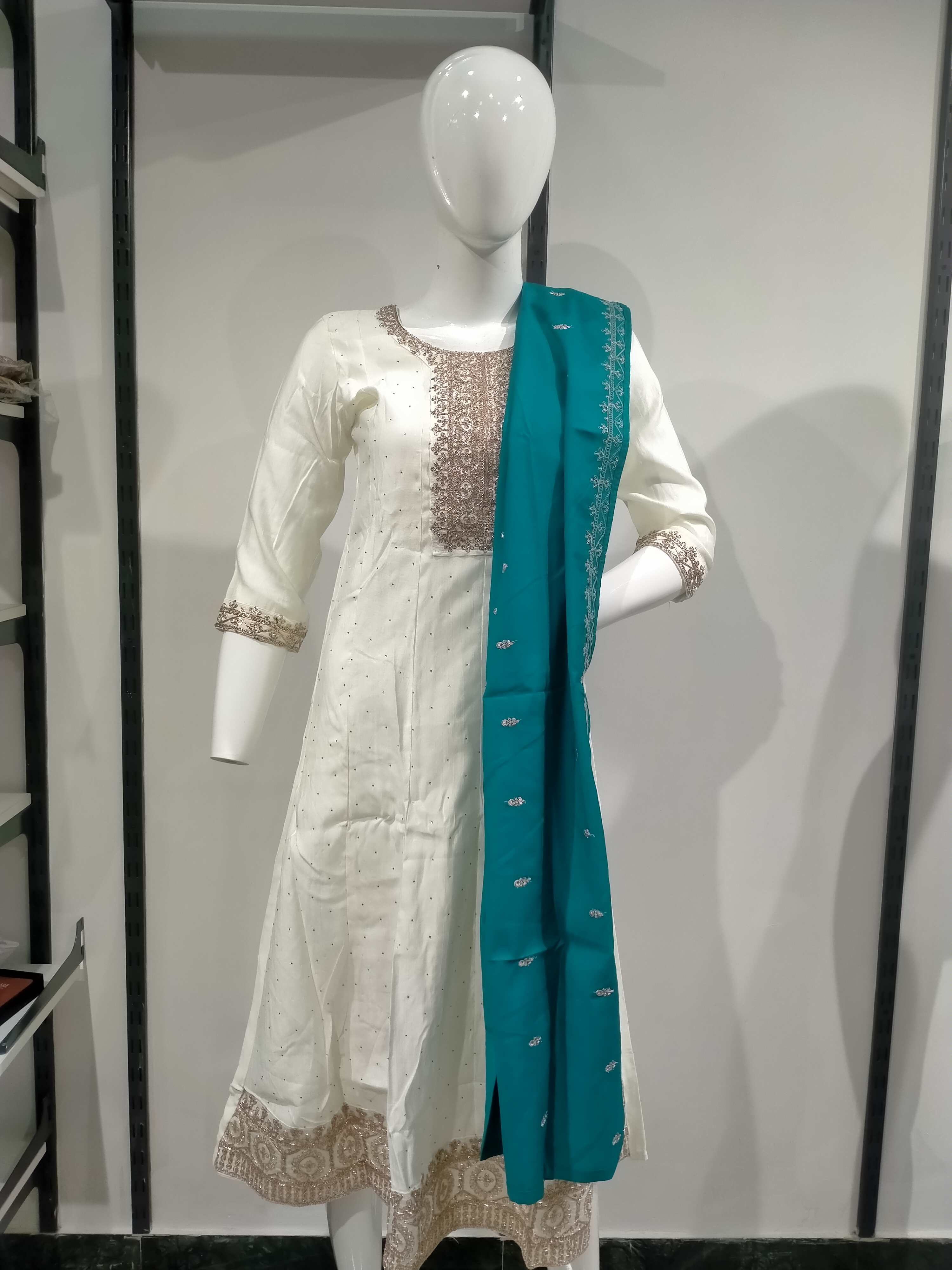 Chauras Ghera Kurta Set (A-Line)