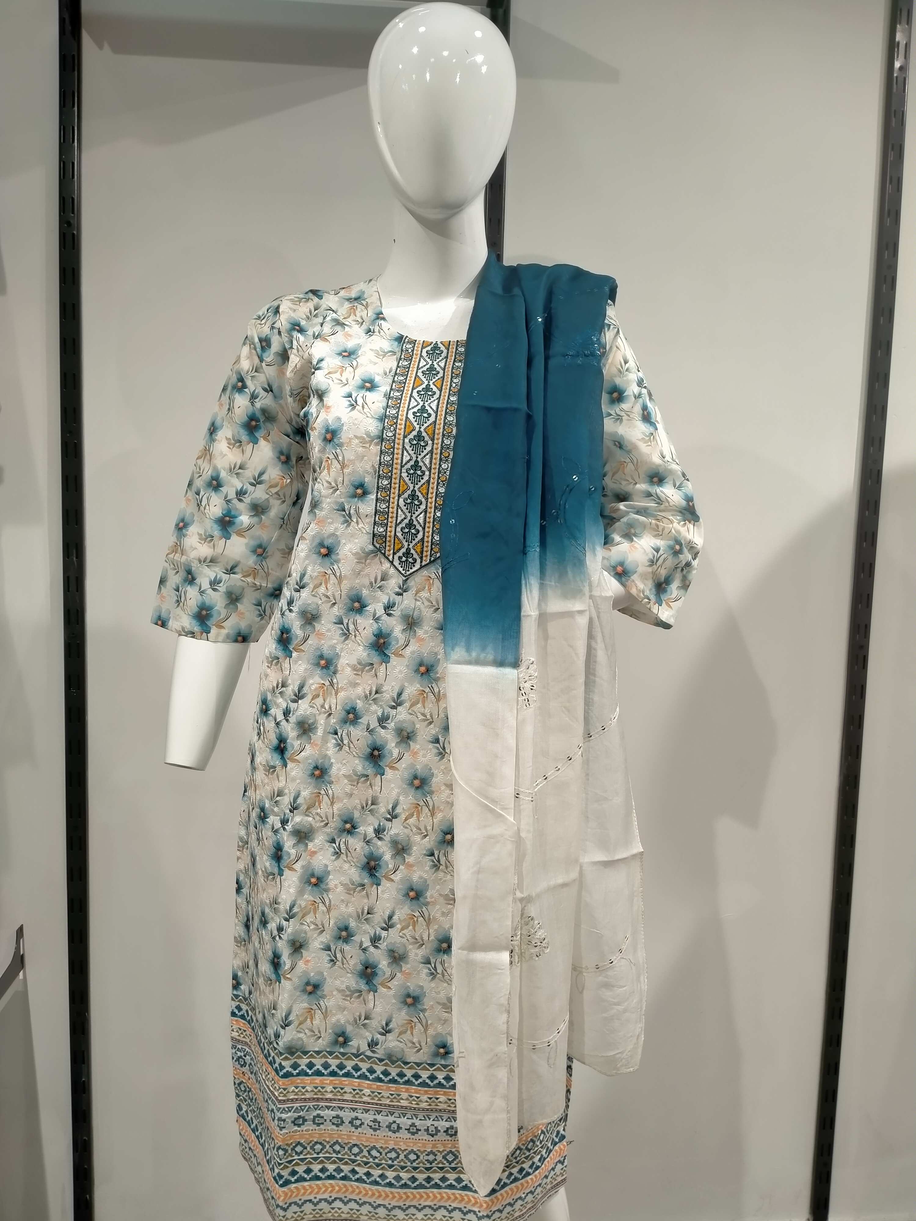 Maria Bloom Kurta Set