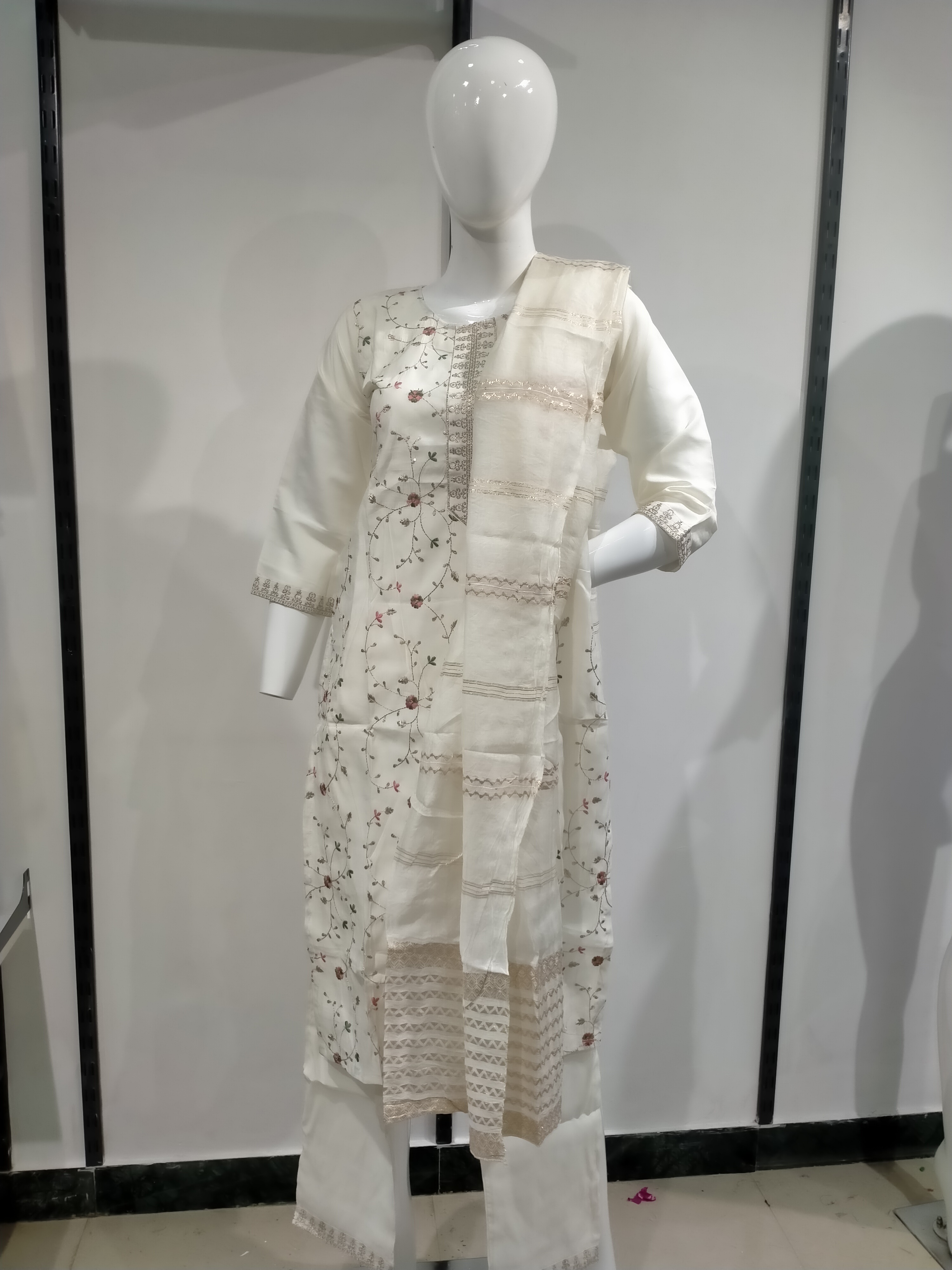 Moonlit Zari Kurta Set