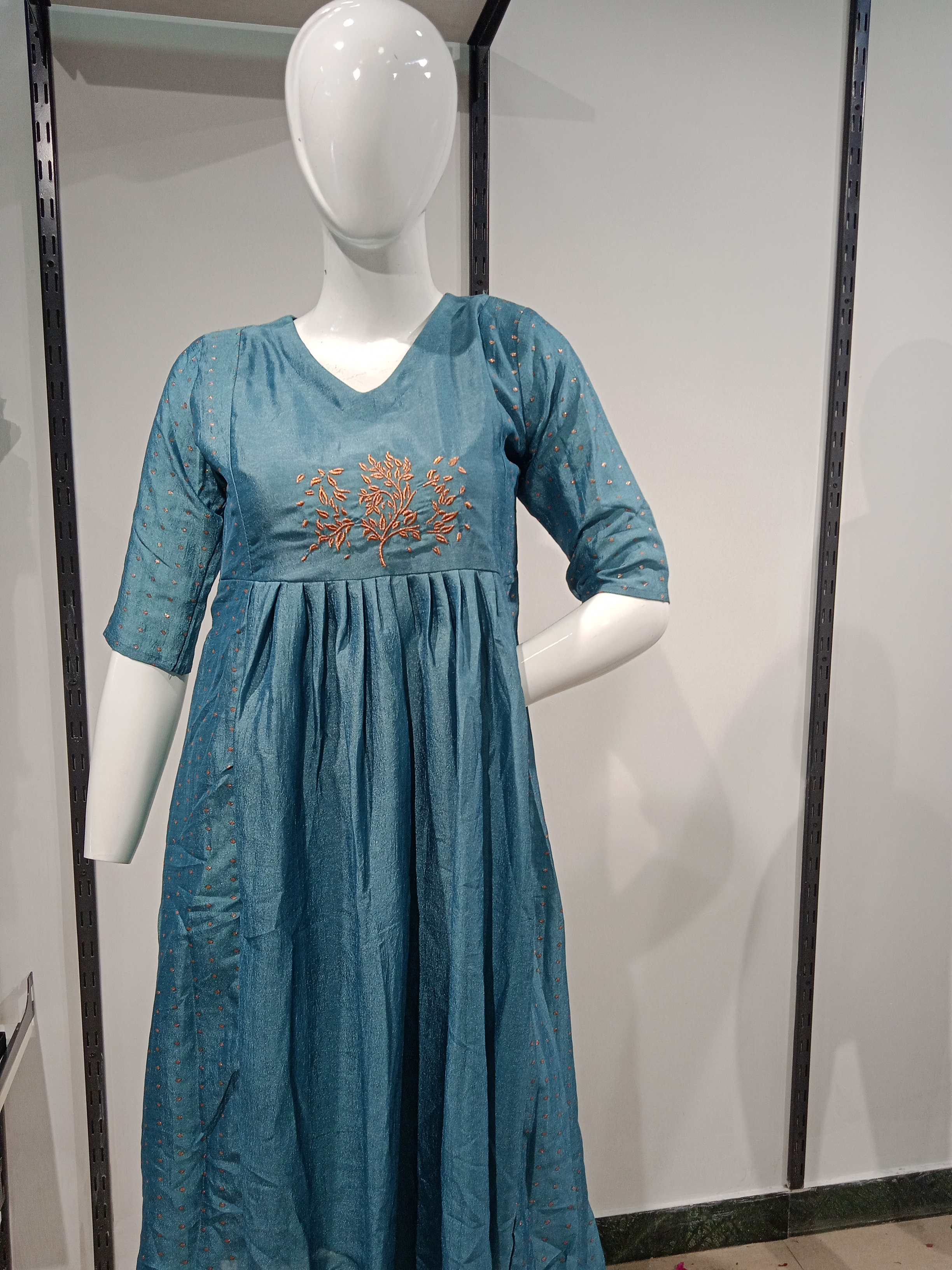 Teal Hora Emb Umberlla Kurti