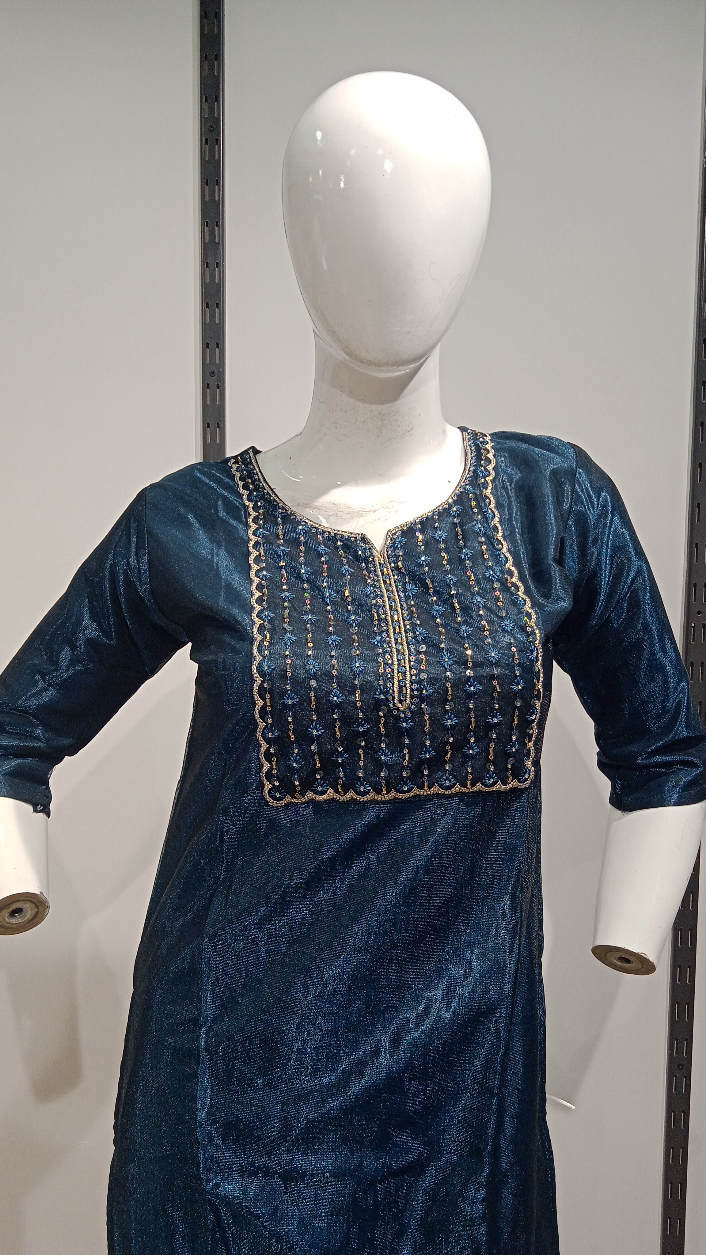 Star Flower Shimmer Kurti