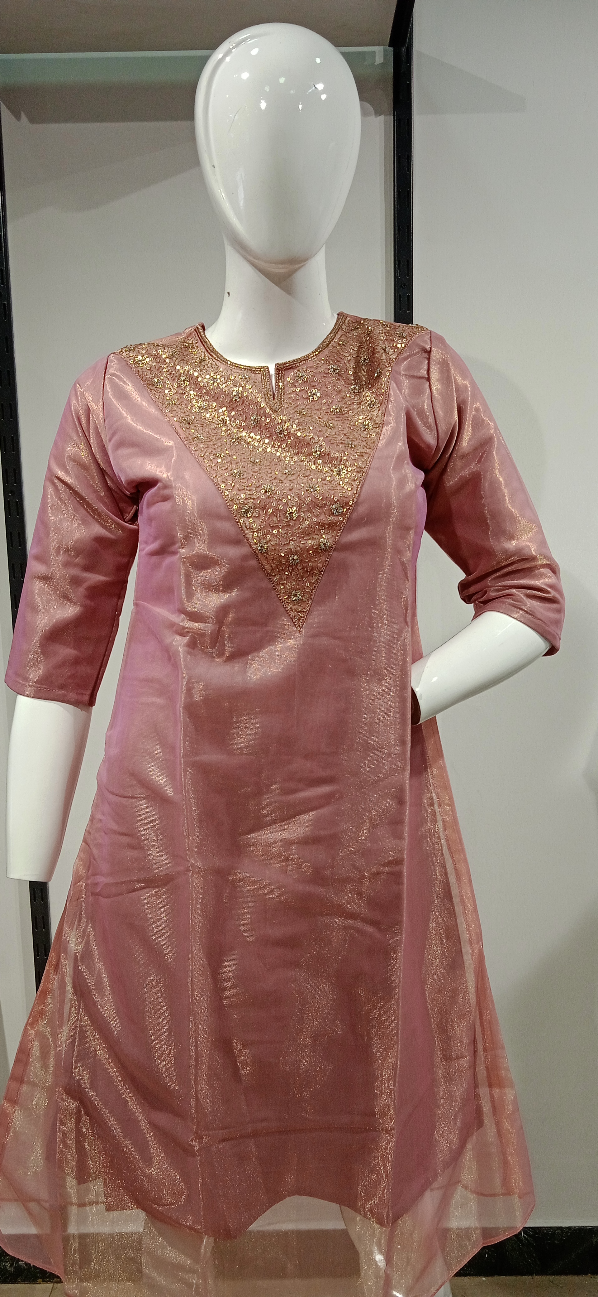 Glimmer Craft Kurti