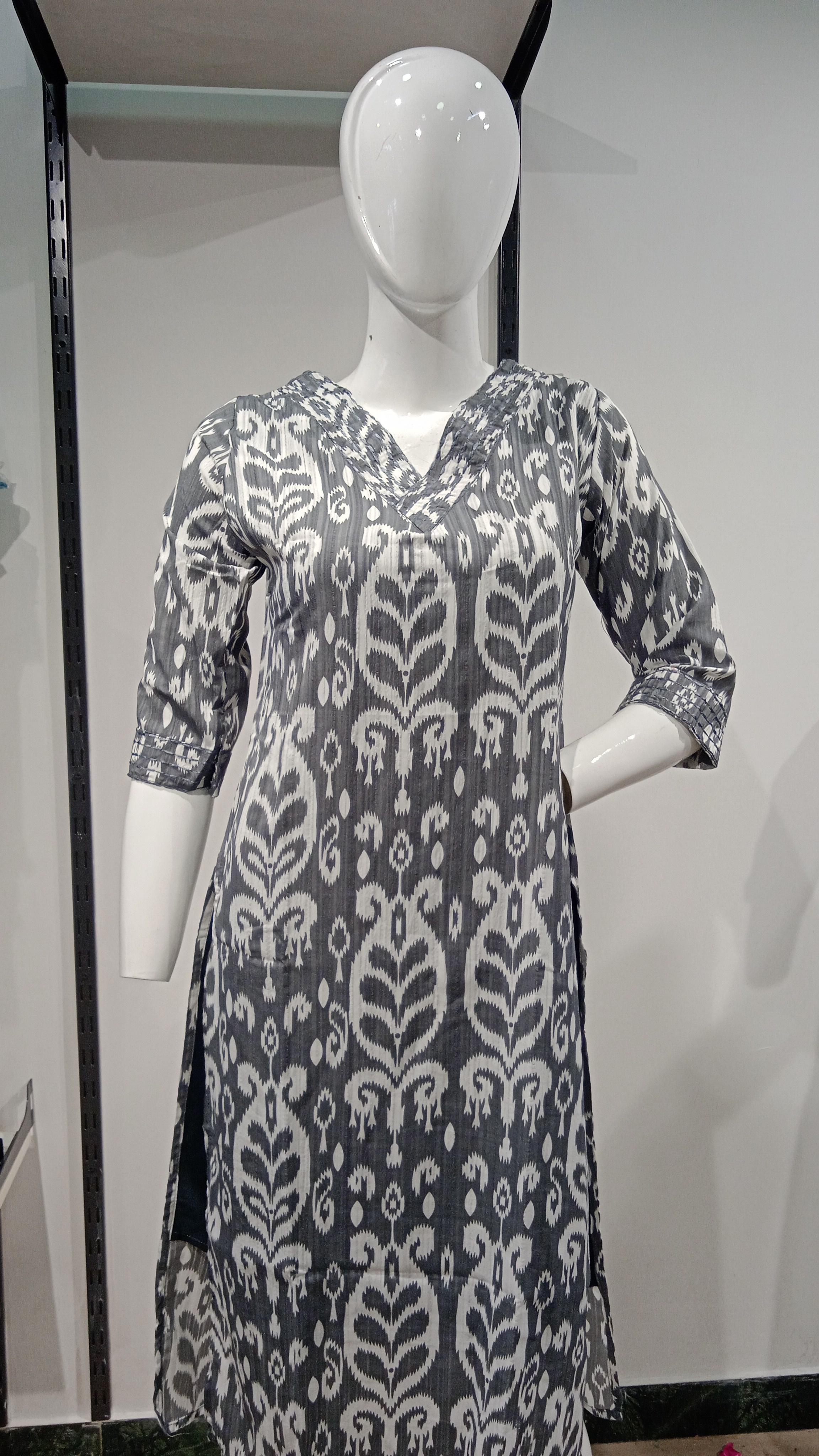 Charcoal Ikat Kurti