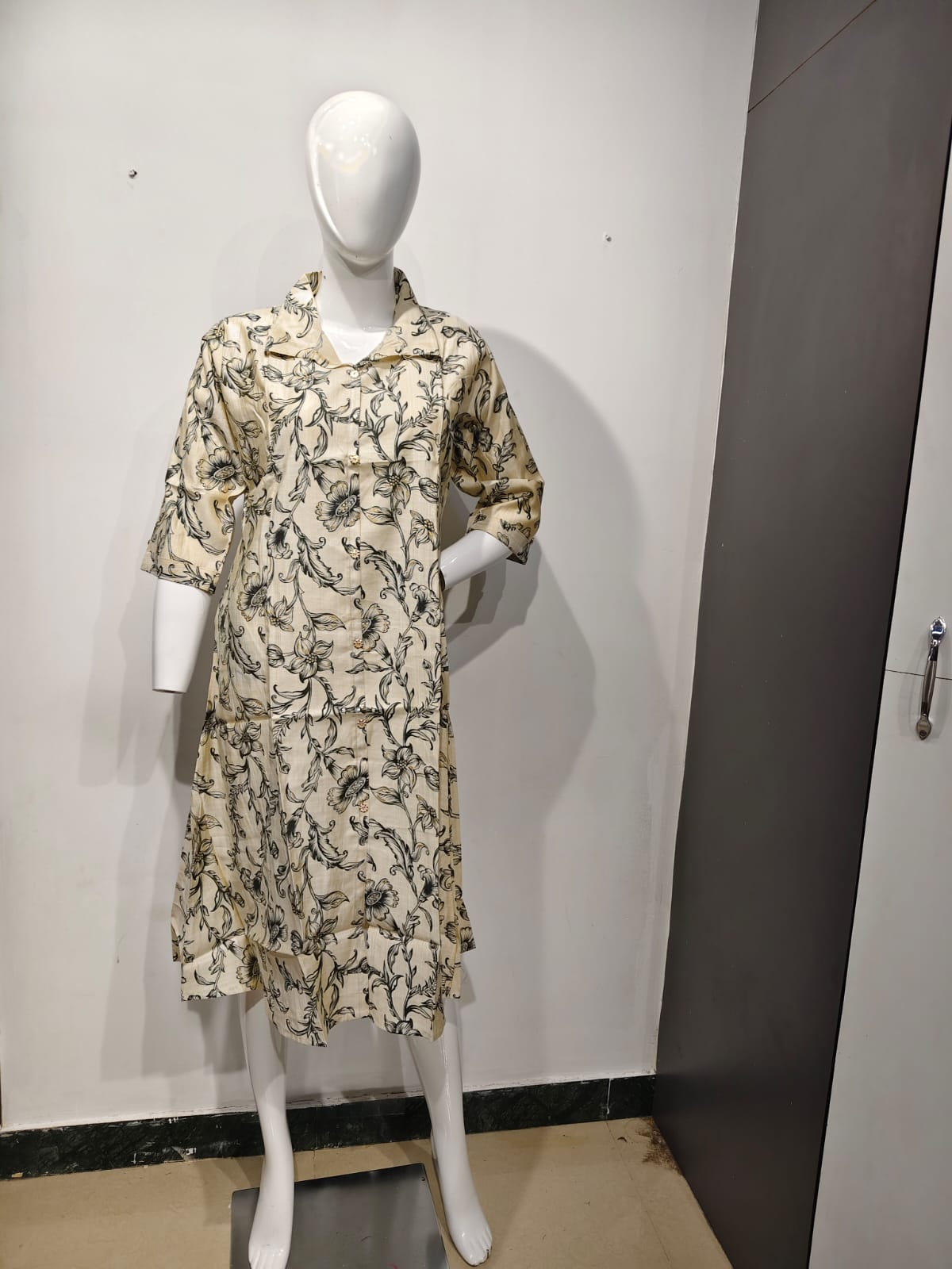 Elegant Floral Printed A-Line Kurti